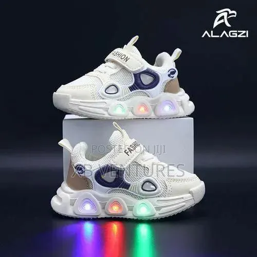 Children's Fashion Velcro Design Non-Slip Casual Shoes · Photo 2