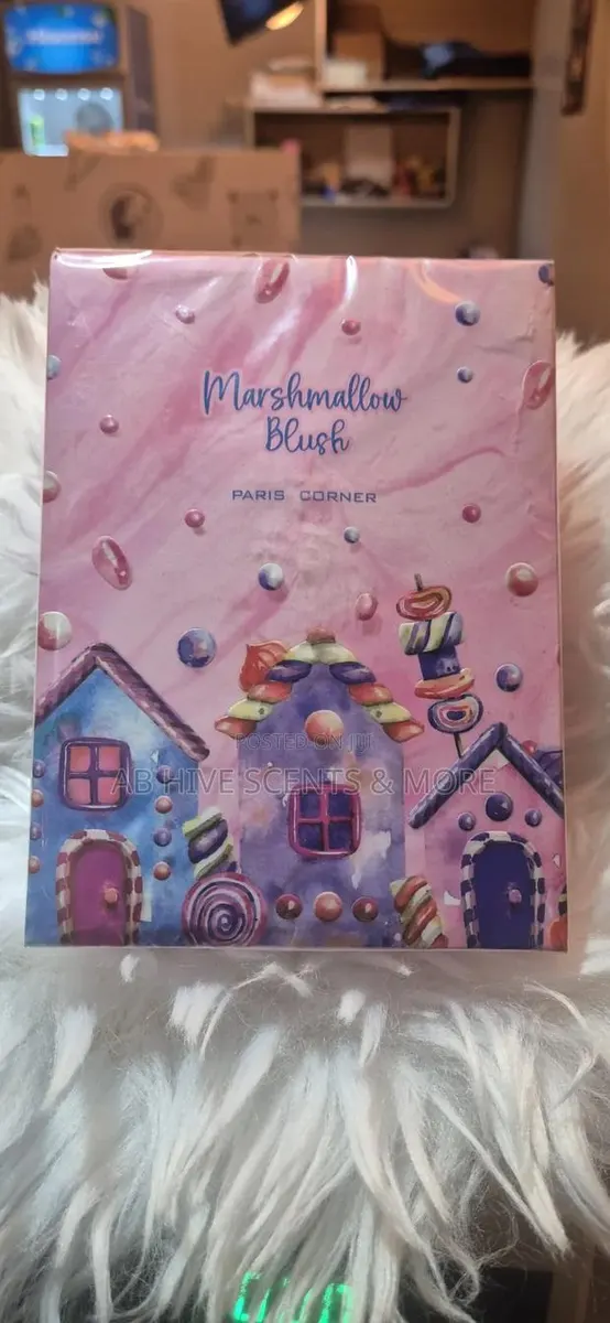 Marshmallow Blush · Photo 1
