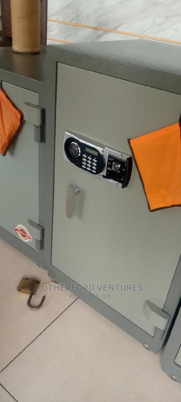 Money Safe · Photo 1