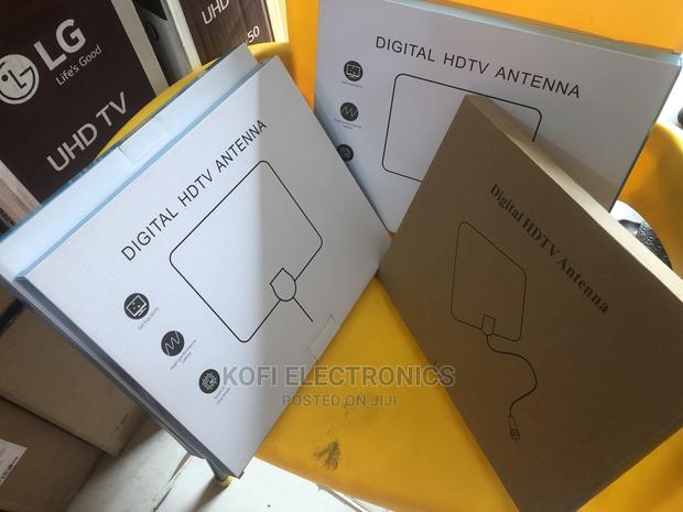 High Gain Amplifier Signal Booster Digital Antenna DVB-T2 TV · Photo 1