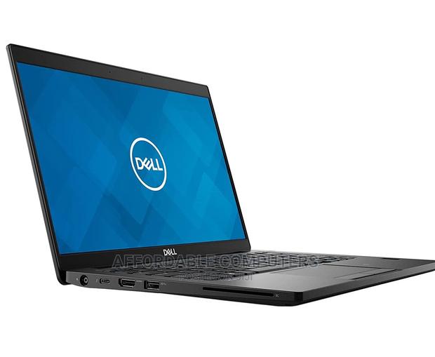 New Laptop Dell Latitude 7390 8GB Intel Core i7 SSD 256GB · Photo 2