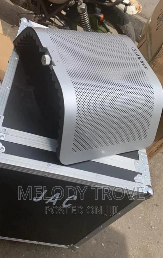 Alctron PF46 Acoustic Diffuser Screen · Photo 1