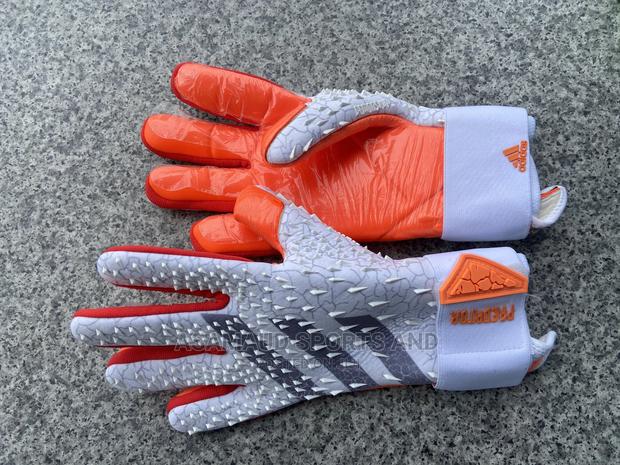 Original Predator Goalkeepers Gloves Are Cool Price · Photo 2