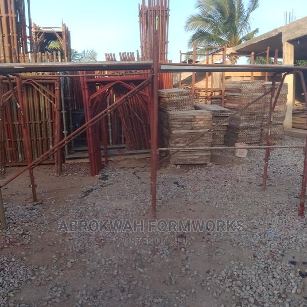 Scaffolds/Foreign Scaffolds/H Frame Sacffolds · Photo 1