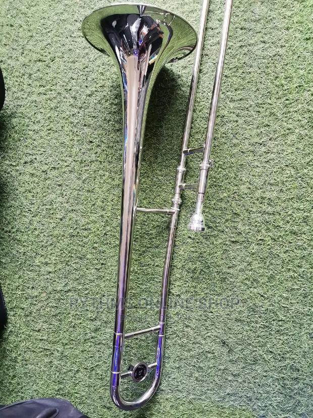 Trombone (Silver) · Photo 2