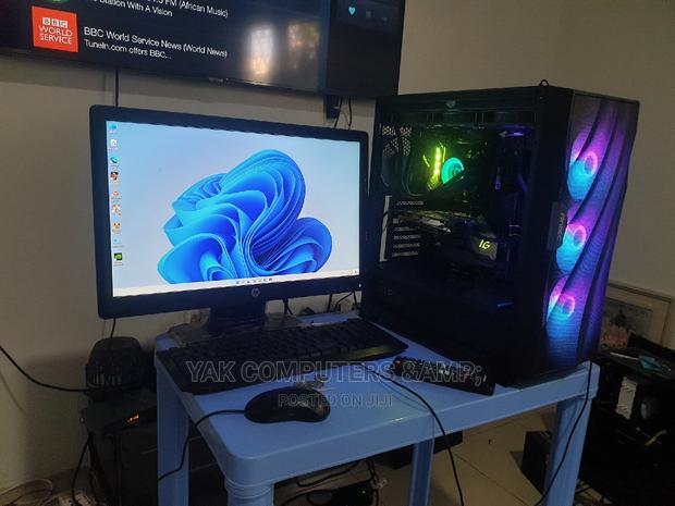 New Desktop Computer 64GB AMD Ryzen HDD 2T · Photo 1