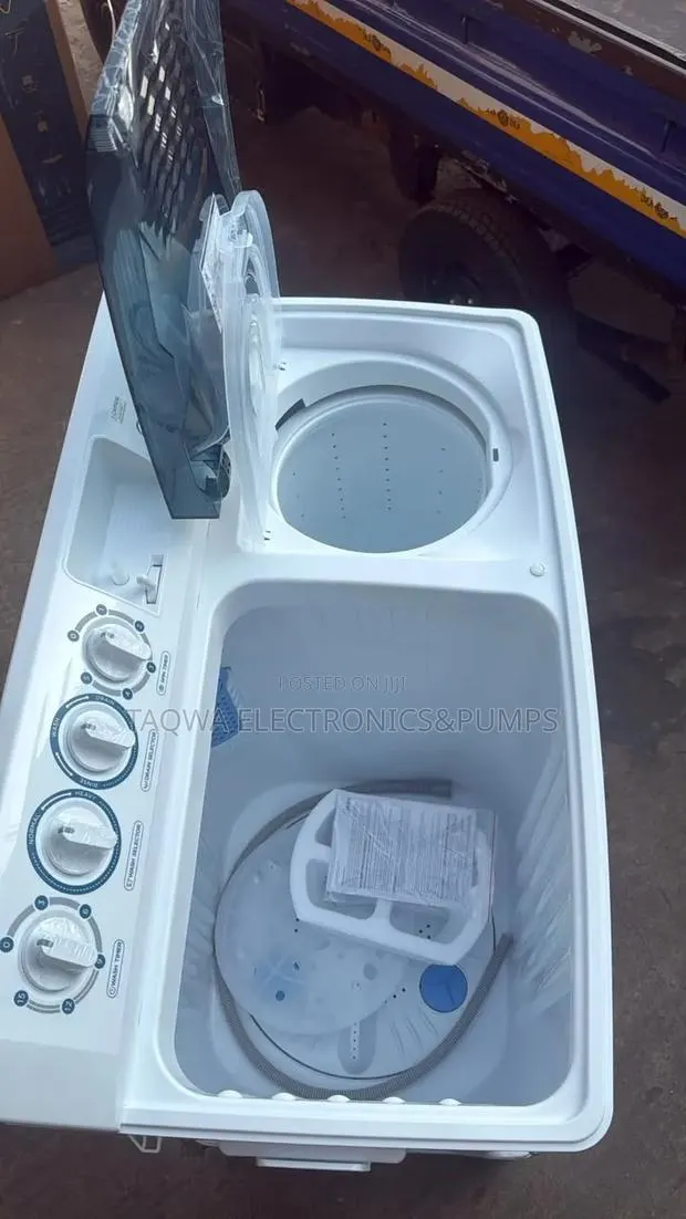 Midea Large 18kg Twin Tub Washing Machine · Photo 1