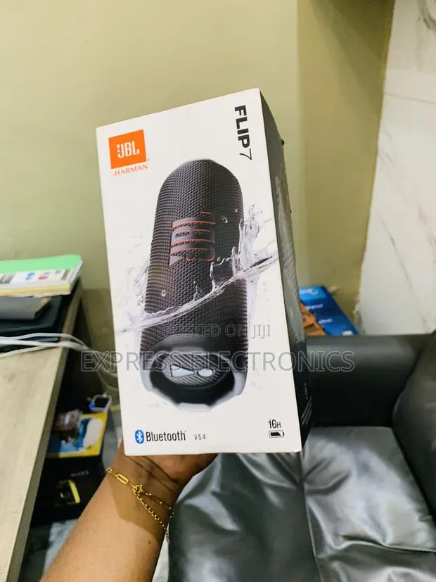 JBL Flip 7 | Portable Waterproof and Drop-Proof Speaker · Photo 1