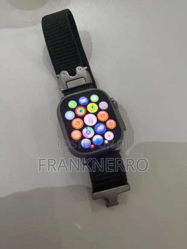 Apple Watch Ultra 2 · Photo 1