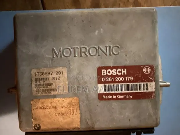 BMW E34 Control Board · Photo 1
