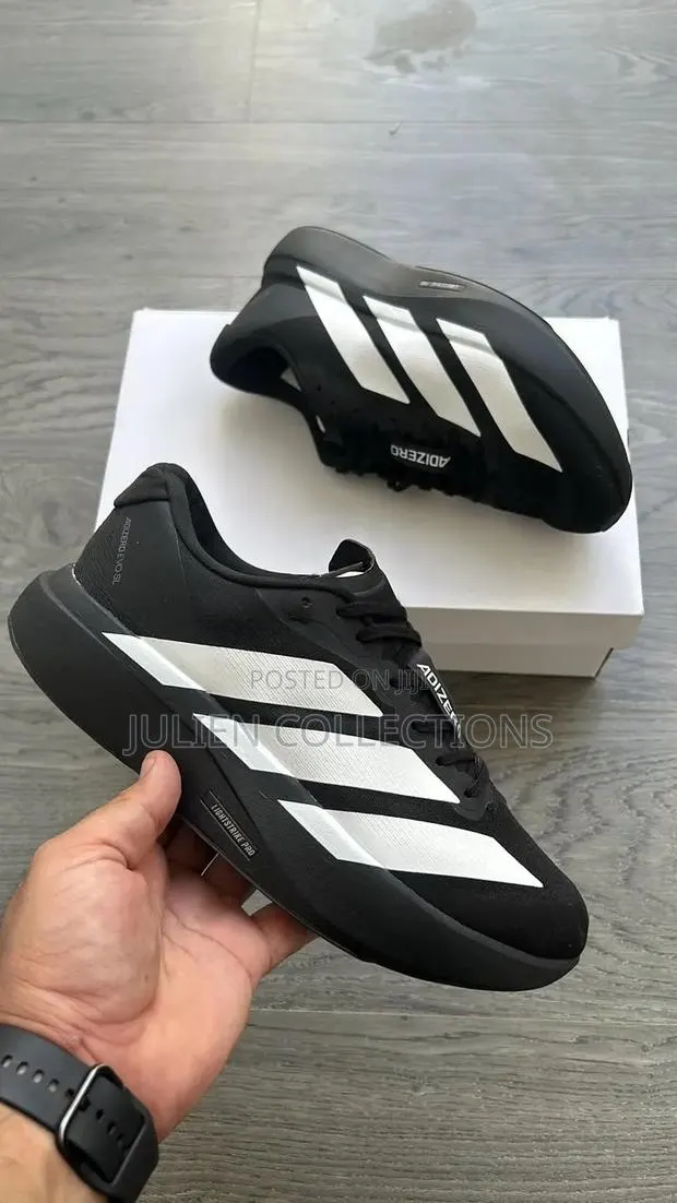 Adidas Adizero Evo Sl Black and White · Photo 1