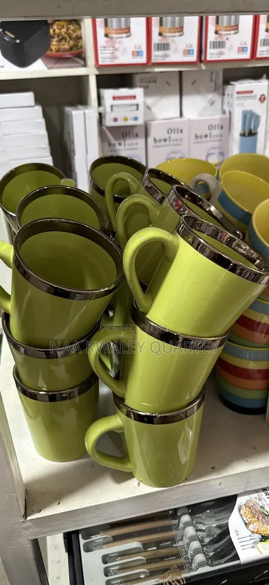 Tea Cups or Mugs · Photo 1