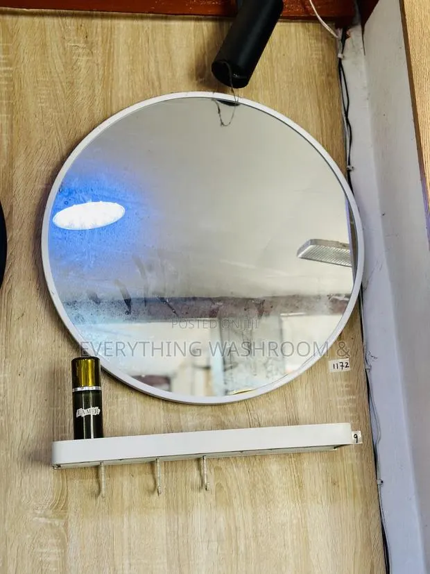 White Mirror(Round)_ Mirror + Shelf 60cm · Photo 1