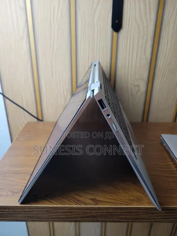 Laptop HP EliteBook x360 1030 G4 16GB Intel Core i7 SSD 512GB · Photo 1