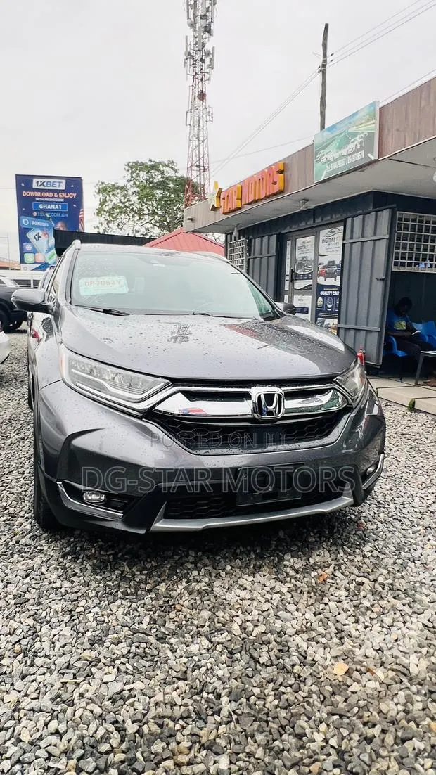Honda CR-V Touring AWD 2019 Gray · Photo 1