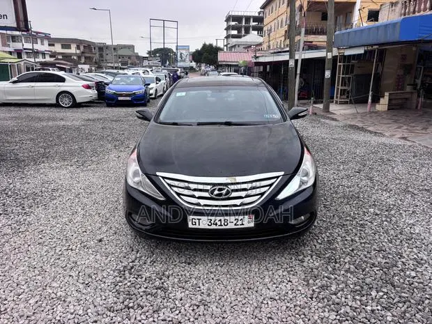Hyundai Sonata 2013 Black · Photo 1