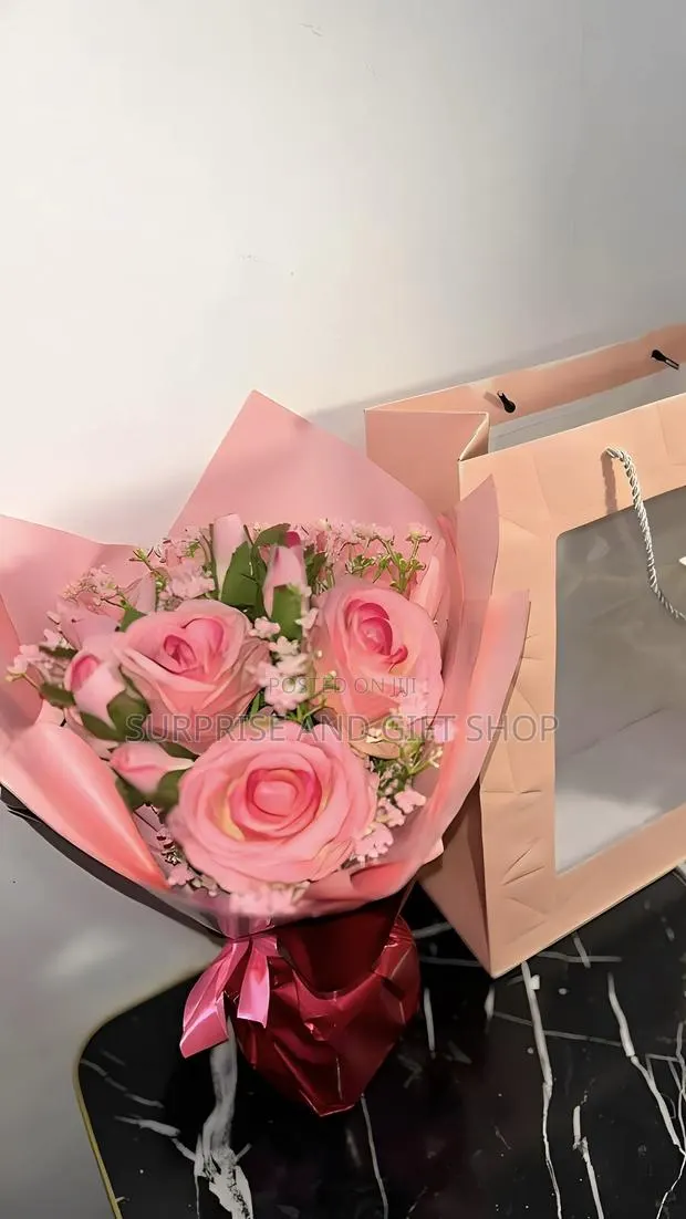 Flower Bouquet · Photo 1