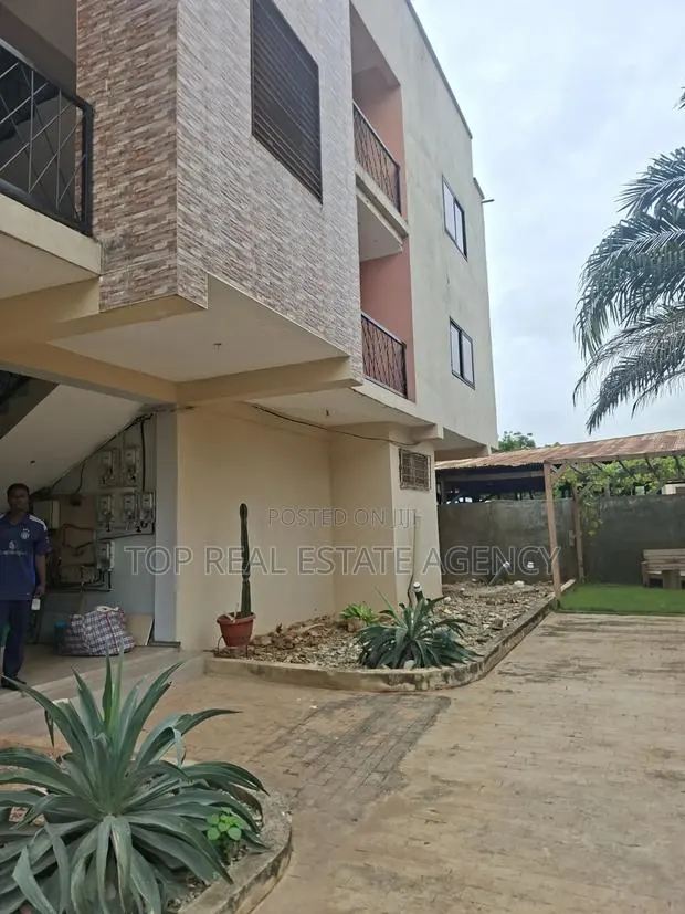 2bdrm Apartment in Oyarifa, Owusu Ansah for rent · Photo 1