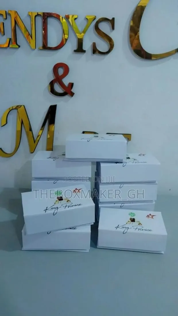 Customized Gift Box Available on Order · Photo 1
