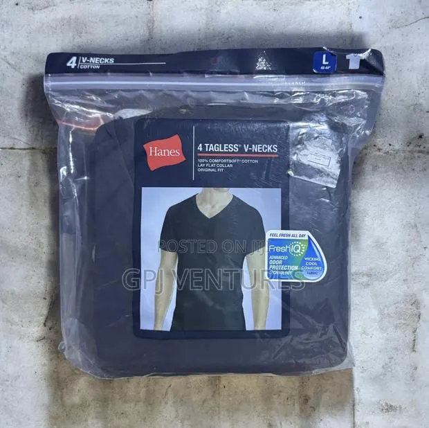 Hanes v Neck Tshirt · Photo 1