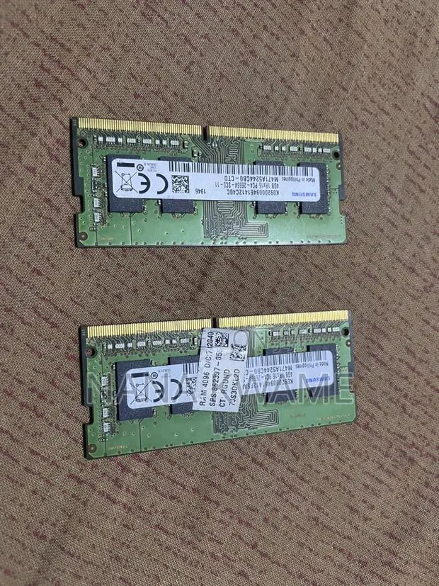 Samsung Ddr4 8gb Ram · Photo 1