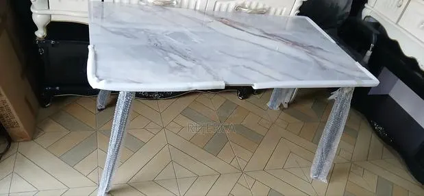 Affordable Dinning Table · Photo 1