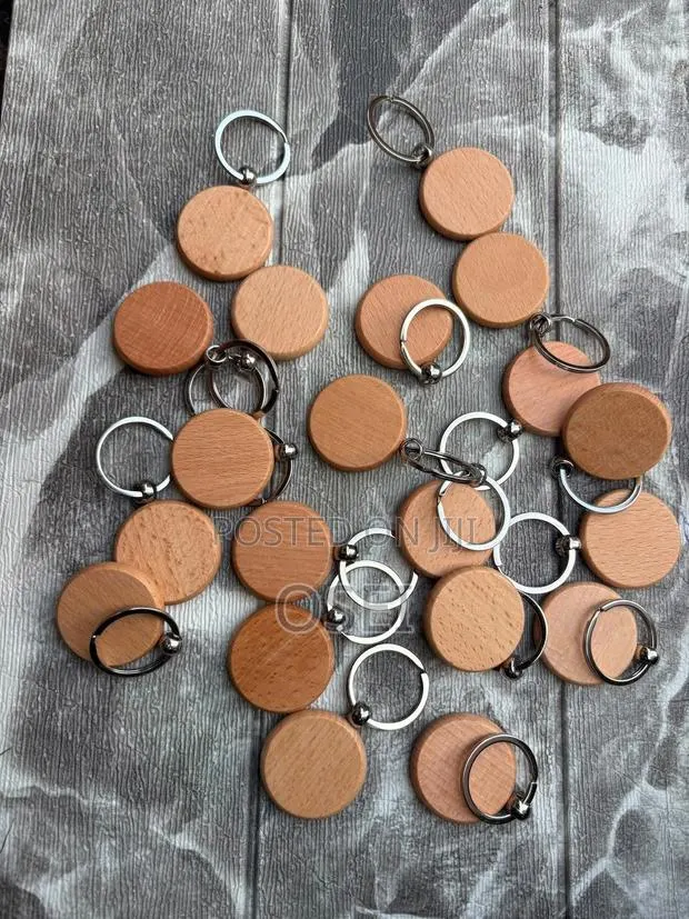 Wooden Keyholders · Photo 1
