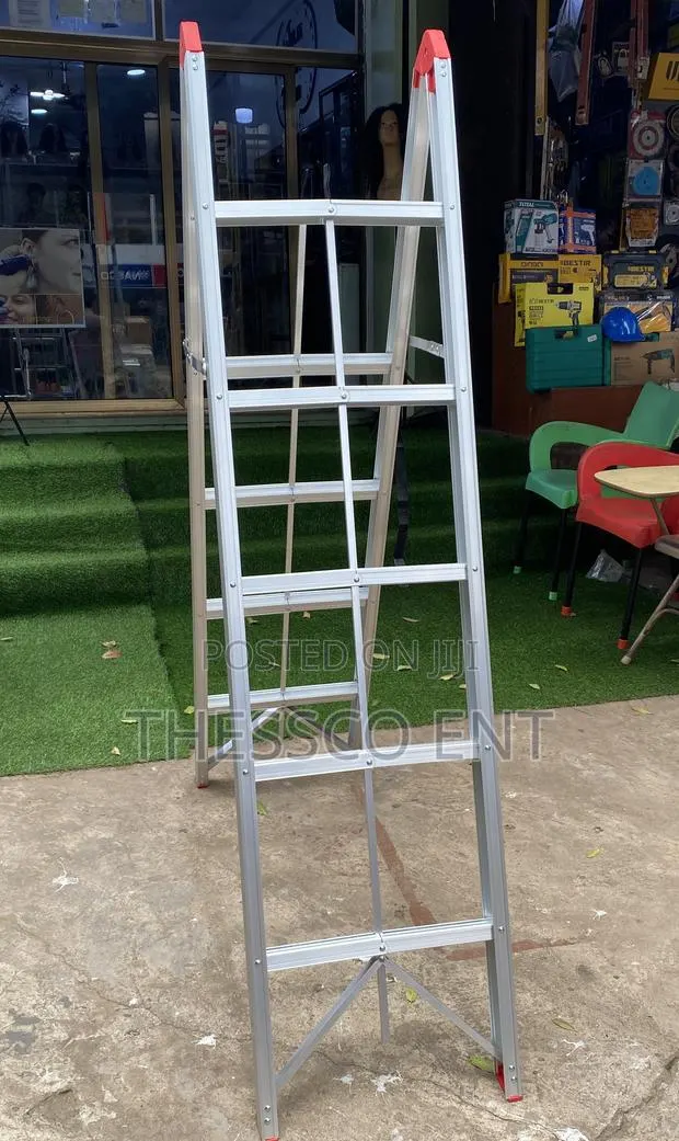 5 Step Floding Ladder · Photo 2