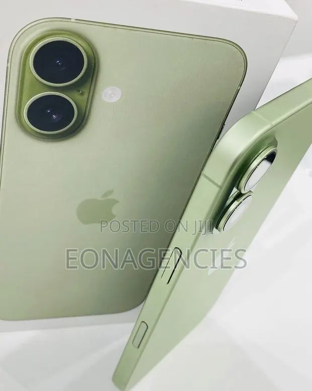 New Apple iPhone 17 256 GB · Photo 1