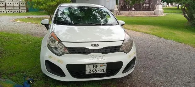 Kia Rio 2012 White · Photo 1