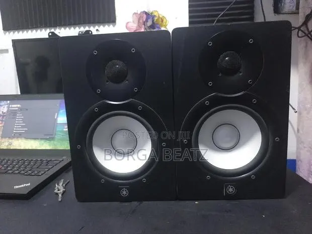Yamaha Hs7 Studio Monitors · Photo 1