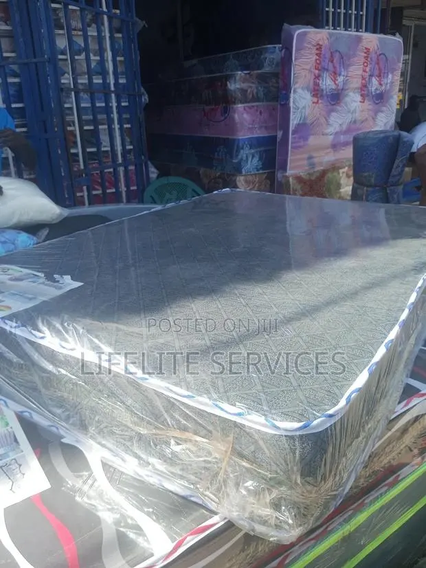 Double Size Mattress 10" - Fufa · Photo 1