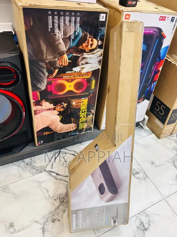 Get Durable Samsung S80cb 3.1.2ch(330watt)Wireless Sound Bar · Photo 1
