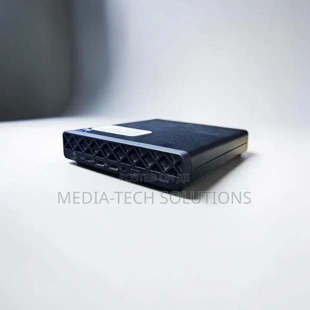 New HP EliteDesk 8 Mini G1i Desktop AI PC 32GB Intel Core Ultra 5 512GB · Photo 1