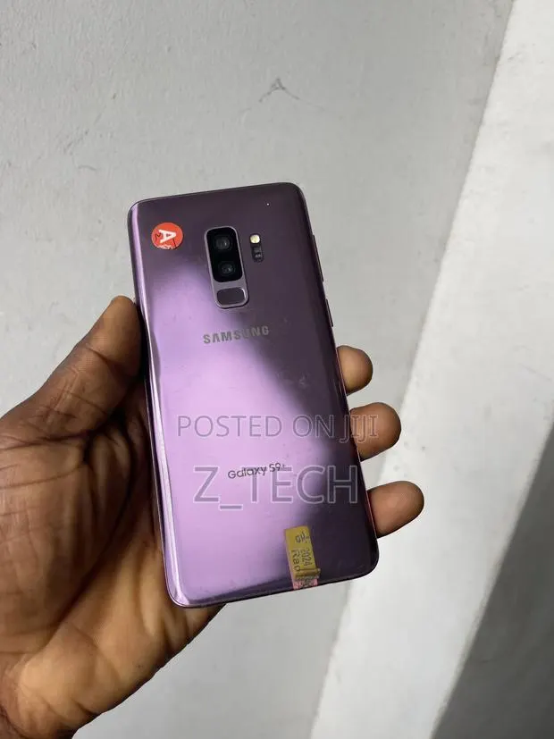 New Samsung Galaxy S9 Plus 64 GB Purple · Photo 1