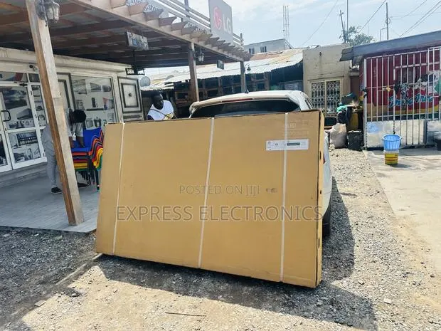 Newly Sealed in Box 85”Q70c Qled Samsung Television · Photo 1