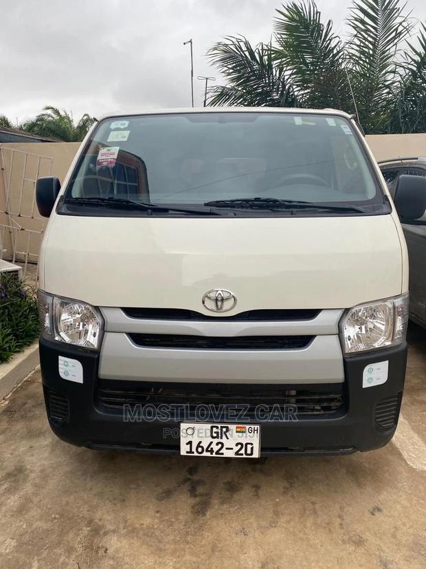 Car Rental. Rent a Minibuses for Your Travels Staff and Tour · Photo 5