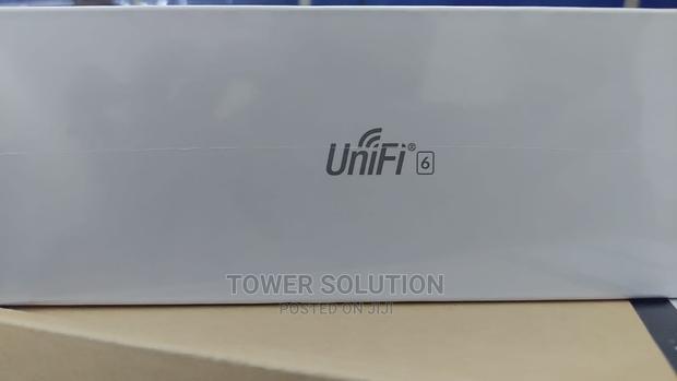 Ubiquity Unifi 6 Pro · Photo 1
