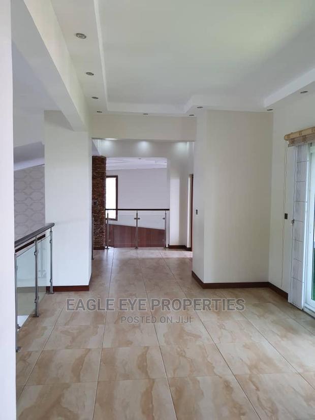 5bdrm House in Airport Hills for sale · Photo 7