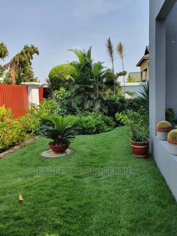 5bdrm House in Airport Hills for sale · Photo 6