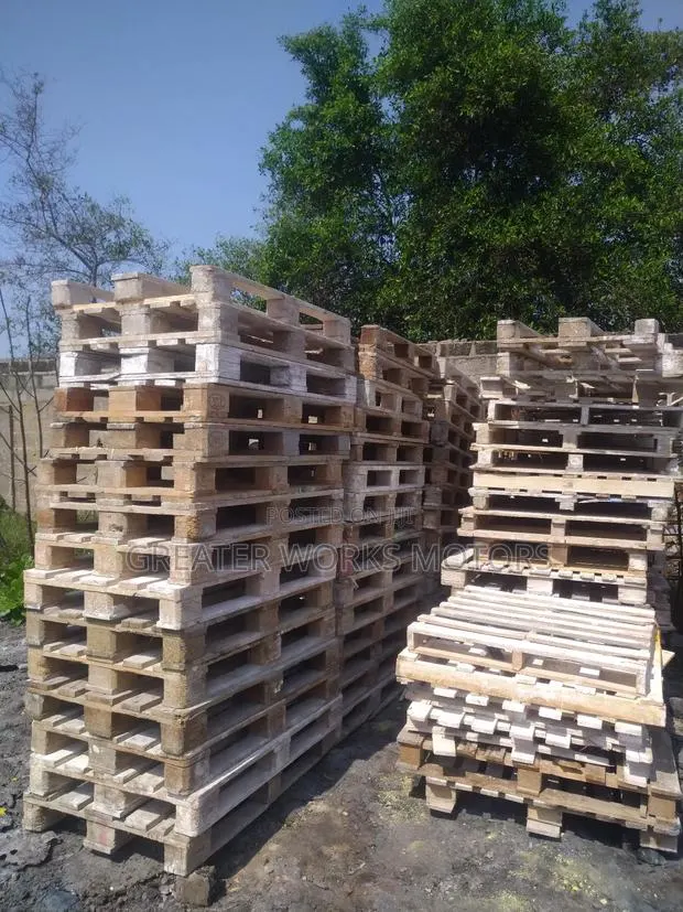 Wood Pallets · Photo 1