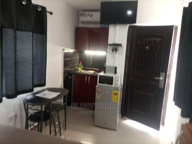 Beautifully Furnished Studio Apartment at Spintex · Photo 3