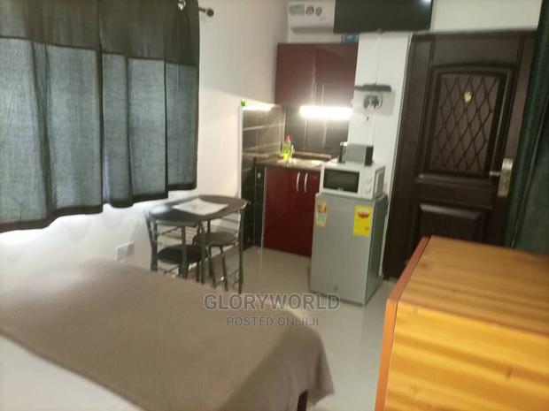Beautifully Furnished Studio Apartment at Spintex · Photo 2