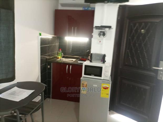 Beautifully Furnished Studio Apartment at Spintex · Photo 8