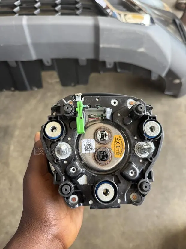 2023 2024 2025 2026 Honda CR-V Driver Wheel Airbag · Photo 1