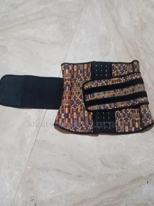 Kente Latex Waist Trainer · Photo 1