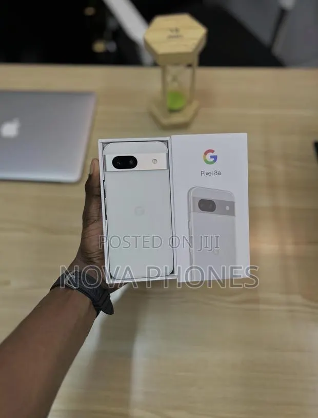 New Google Pixel 8a 128 GB White · Photo 1