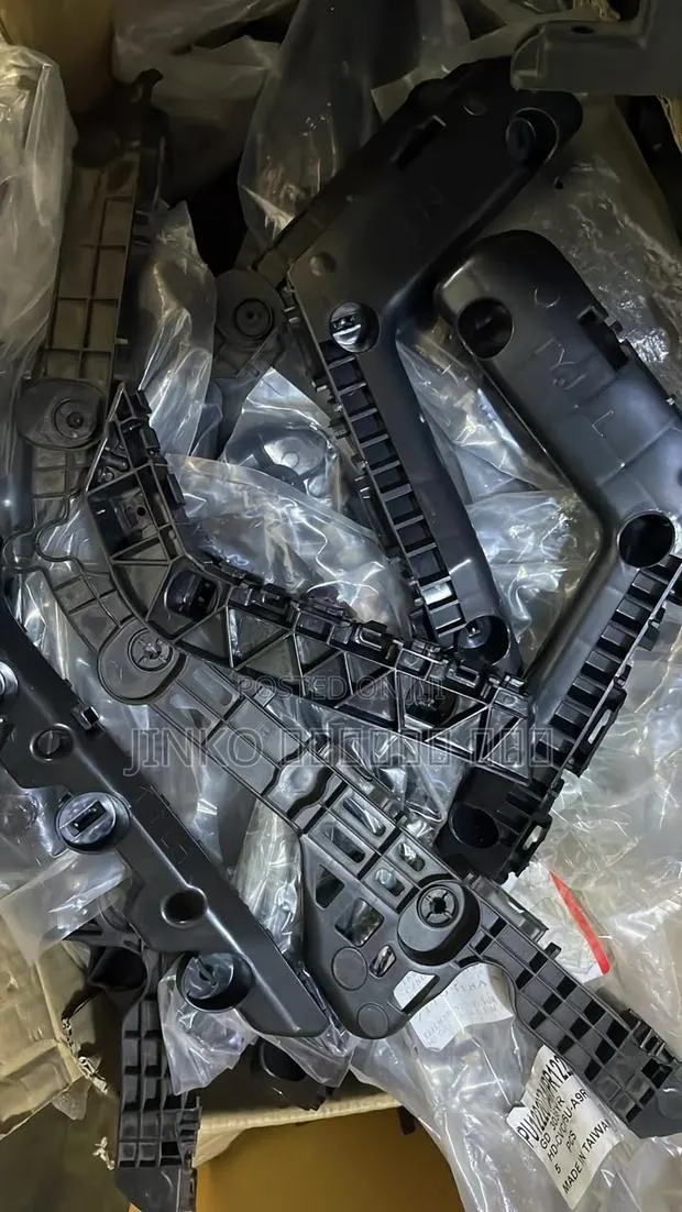 Toyota,Hyundai,Honda,Nissan,Lexus,and More Front and Rear Bumper Locks · Photo 1