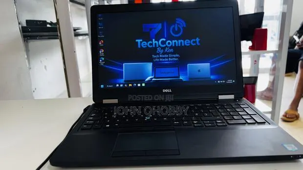 Laptop Dell Latitude E5570 8GB Intel Core i5 SSD 256GB · Photo 1