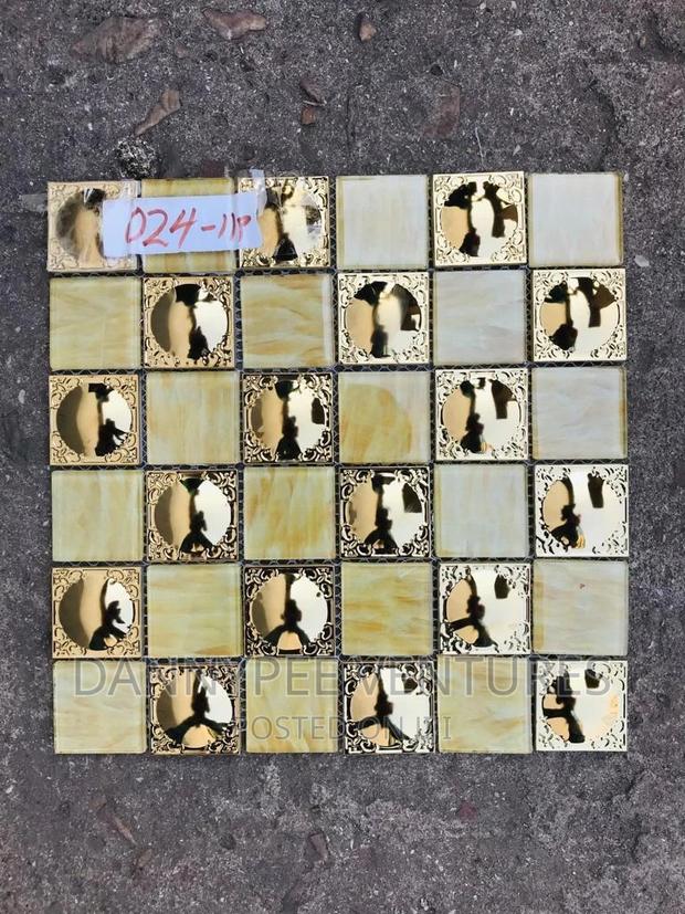 Mosaic Wall · Photo 3